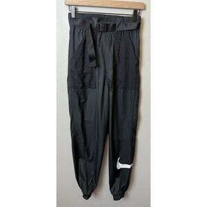 Nike Women’s XS Black NSW Belted Cuffed Track Pants DB3866-010